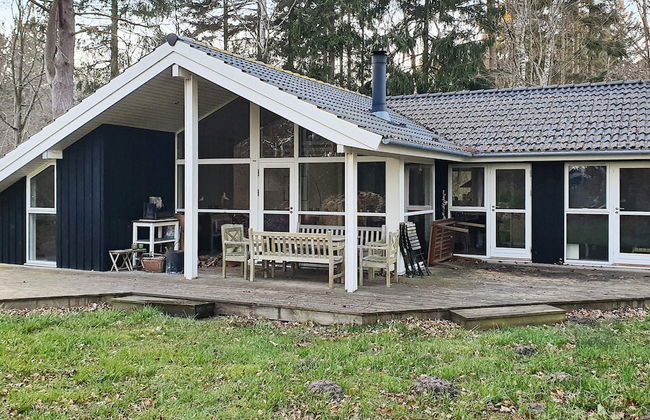 6 Person Holiday Home in Vejby-by Traum - Foto 1