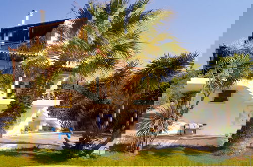 Photo 1 - Simpson Secret - Crete