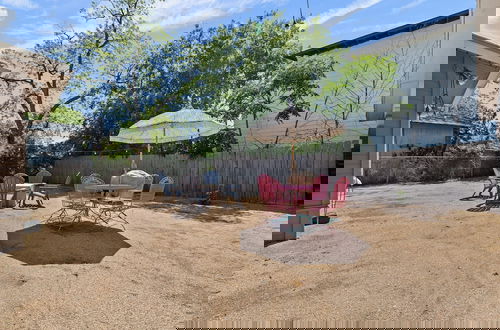 Photo 11 - Gorgeous Artistic Fully Fenced Home Near Downtown