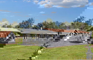 Foto 1 - 4 Star Holiday Home in Lokken