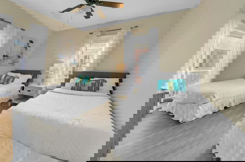 Foto 5 - Crystal Village II, Unit 10B