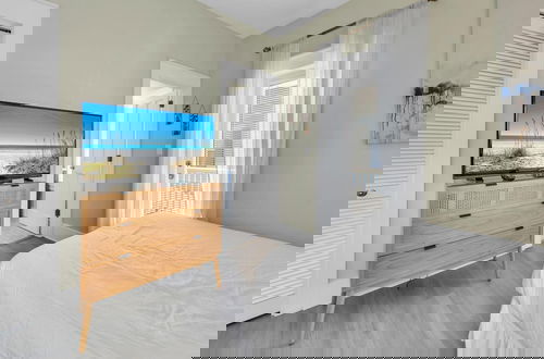 Foto 7 - Crystal Village II, Unit 10B