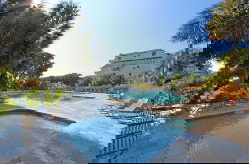 Foto 9 - 401 A Shipwatch by Avantstay Beachfront Condo w/ Community Pool Access!