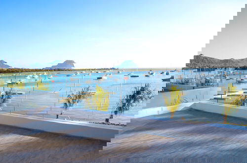 Foto 54 - Latitude Luxury Seafront Apartments