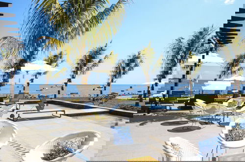 Foto 49 - Latitude Luxury Seafront Apartments