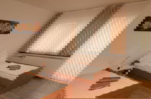 Foto 5 - Apartment in Essen With Terrace