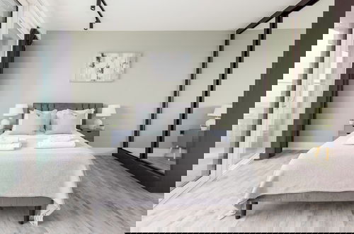Photo 2 - The North Acton Apartments