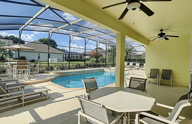 Fantastic 7 Bed 6 Bath in Prestigious Gated Comm - Foto 7