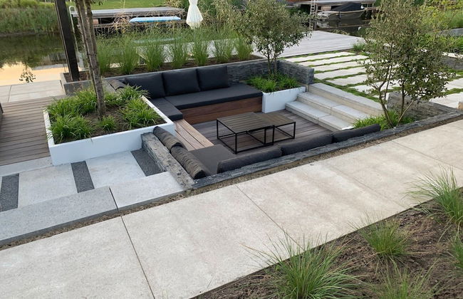 Chic Family Villa With Play Area - Photo 21