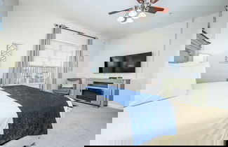 Foto 3 - Penthouse Vacation Condo, Near the Parks - 2015