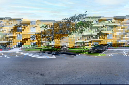 Foto 37 - Penthouse Vacation Condo, Near the Parks - 2015