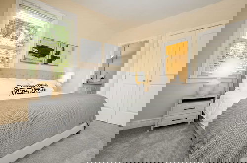 Photo 40 - Walk to Beach, Pool+hot Tub, Game Room Captiva 5bdr Coco Mango by Avantstay