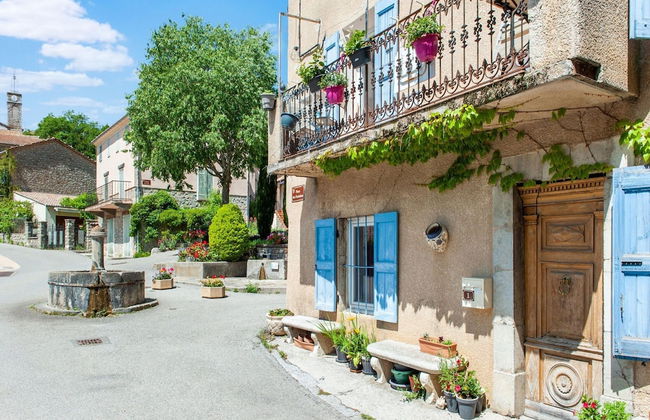 Holiday Home in Saint-julien-du-verdon With Garden - Foto 20