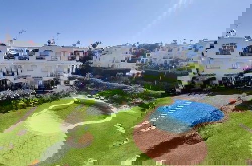 Photo 28 - Holiday Home Near La Duquesa Golf & Beach