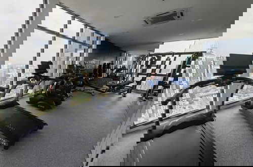 Foto 19 - Royce Residence by uBook