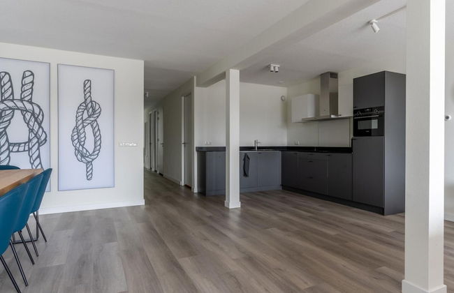 Holiday Home in Sneek With Waterfront Jetty - Foto 12