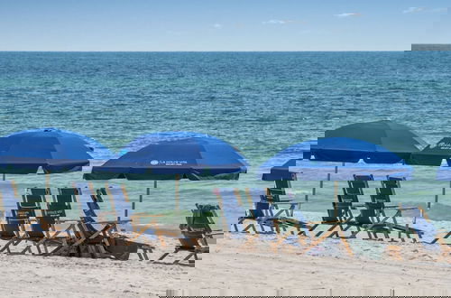 Foto 69 - Spacious 3b/3b, Sleeps 6, Lakeview, Beach Access!