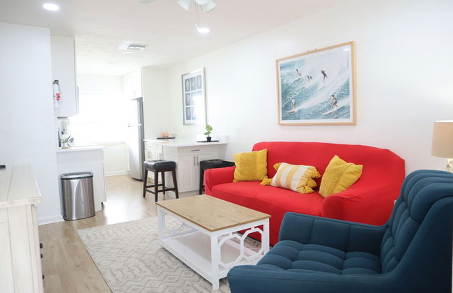 Amazing 2BR walking distance to Beach - Photo 18