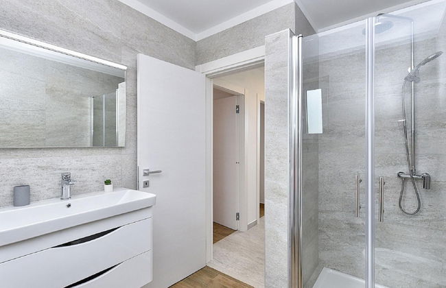 Modern Villa With Private Hydromassage Pool - Foto 19