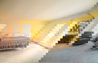 Photo 3 - Sonora Splendor Stately 3 BDR on Secluded Lot!
