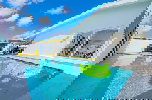 Foto 1 - NEW Modern 3BR 3BA Private Pool Centrallylocated