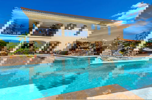 Foto 47 - Ocean View 5BR Villa Steps to Beach Privatepool
