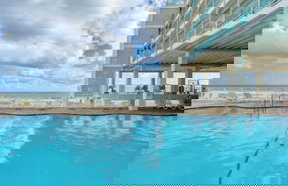 Foto 2 - Fontainebleau 335 by Avantstay Beachfront Access