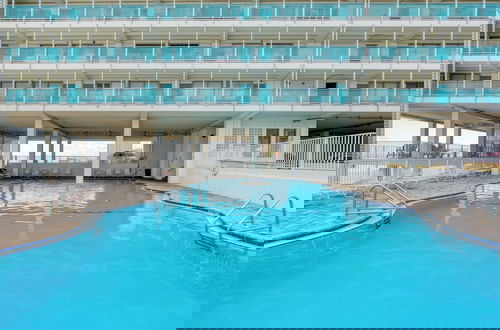 Foto 23 - Fontainebleau 335 by Avantstay Beachfront Access