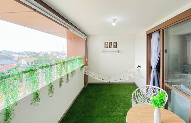 Homey and Nice 1BR at LRT City Jatibening Apartment - Photo 20