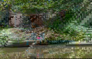 Foto 1 - Restyled Bungalow on the Water With its own Rowing Boat, in a Holiday Park