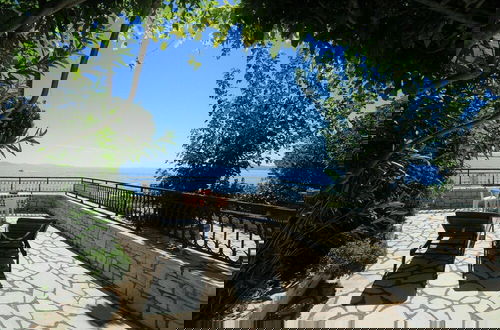 Foto 7 - Dina Beach Front Apartment