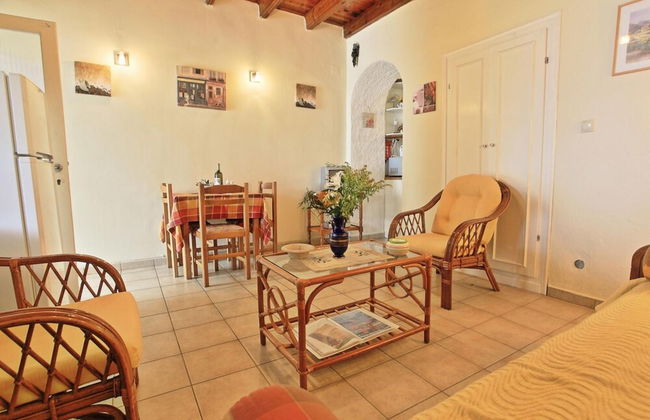 Dina Beach Front Apartment - Foto 13