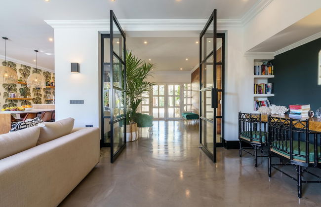 Golden Villa Luxury Pool Retreat & Beach - Foto 27