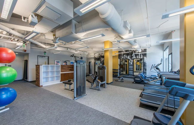Fantastic 2BR Condo at Crystal City - Foto 22