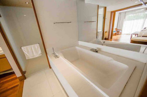 Photo 22 - Beachfront 3br Luxe Plunge Pool On Naithon Beach