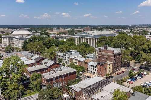 Photo 30 - Trendy Fairmount Gem Roof Deck