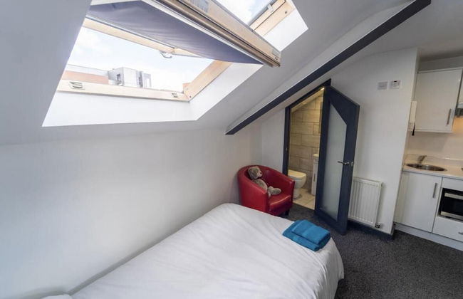 Fully Serviced Studio Available Close to the City - Foto 2
