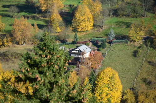 Foto 35 - Majestic Holiday Home in Unterschonau With Jacuzzi