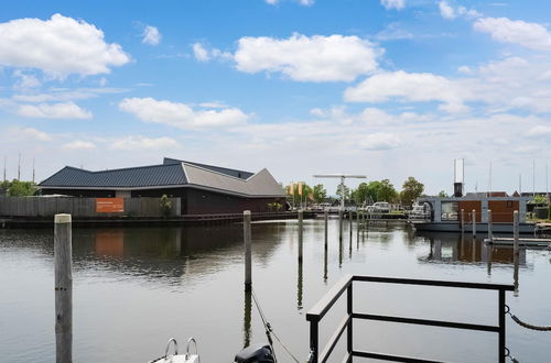 Photo 31 - Brand new Boathouse on the Water in Stavoren