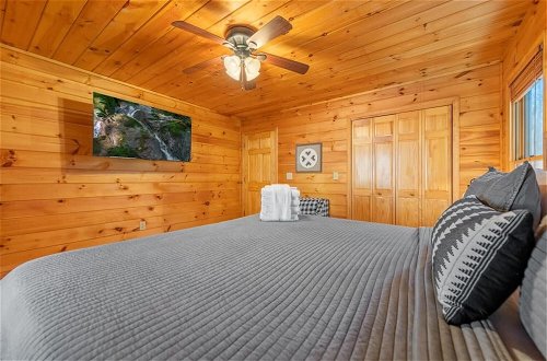 Foto 18 - Hillside Retreat Cabin Inside Coosawattee Resort
