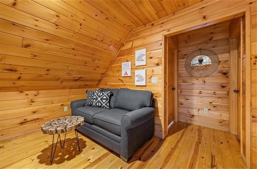 Foto 25 - Hillside Retreat Cabin Inside Coosawattee Resort