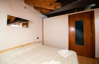 Photo 2 - The Three Moons Apartment