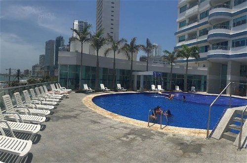 Foto 21 - Beachfront Apartments in Cartagena