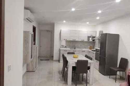 Foto 7 - Beautiful 2 Bed Apartment in Għajnsielem