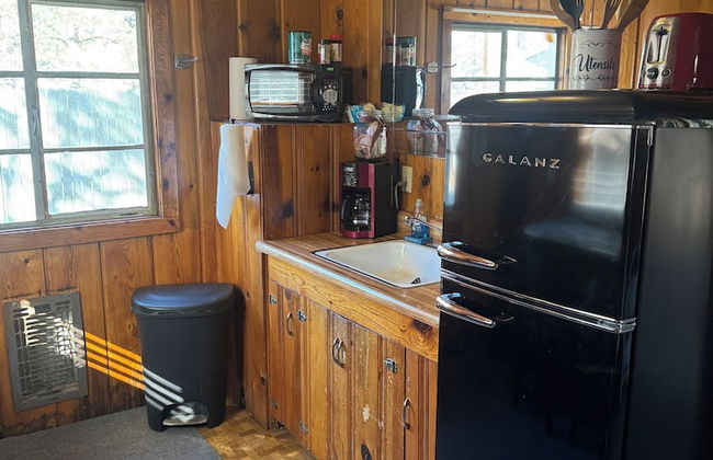 Hidden Rest Cabins & Resort - Photo 17