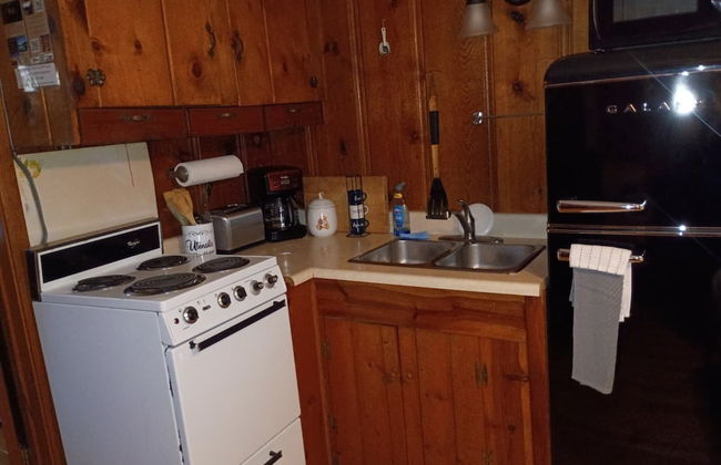 Hidden Rest Cabins & Resort - Photo 34