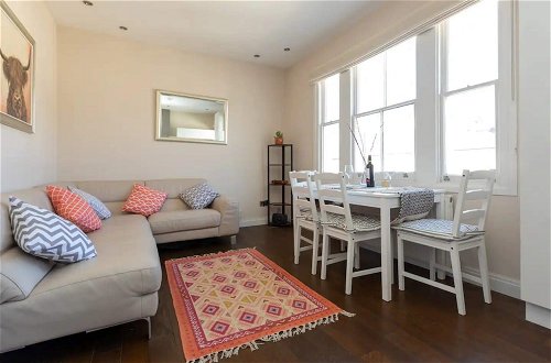 Foto 17 - Spacious and Bright 2 Bedroom Flat in Maida Vale