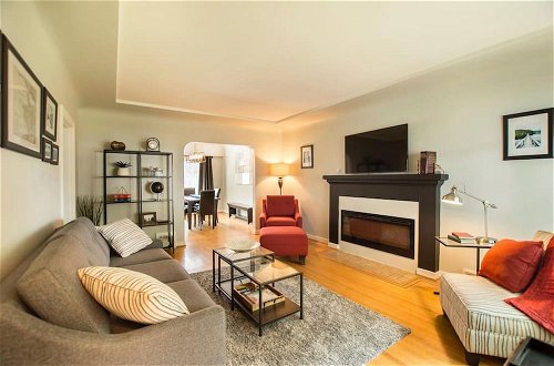 Foto 25 - 438 West 21st Beautiful 3 Bdrm Newly Reno d Home Cambie Area