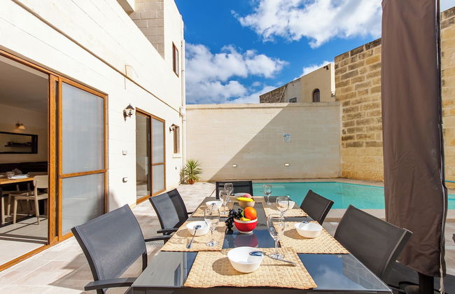 Nadurin, Gozitan Villa 7 Bedr. & 2 Pools - Photo 27