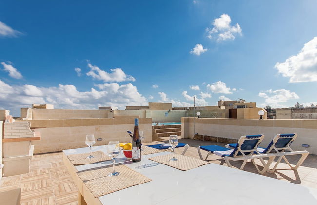 Naduri, Beautiful Gozitan Villa + Pool - Photo 29